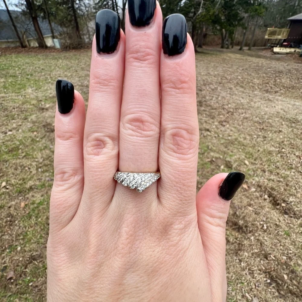 Unique Fan 14K Yellow Gold Diamond Asymmetrical Ring Size 8.25